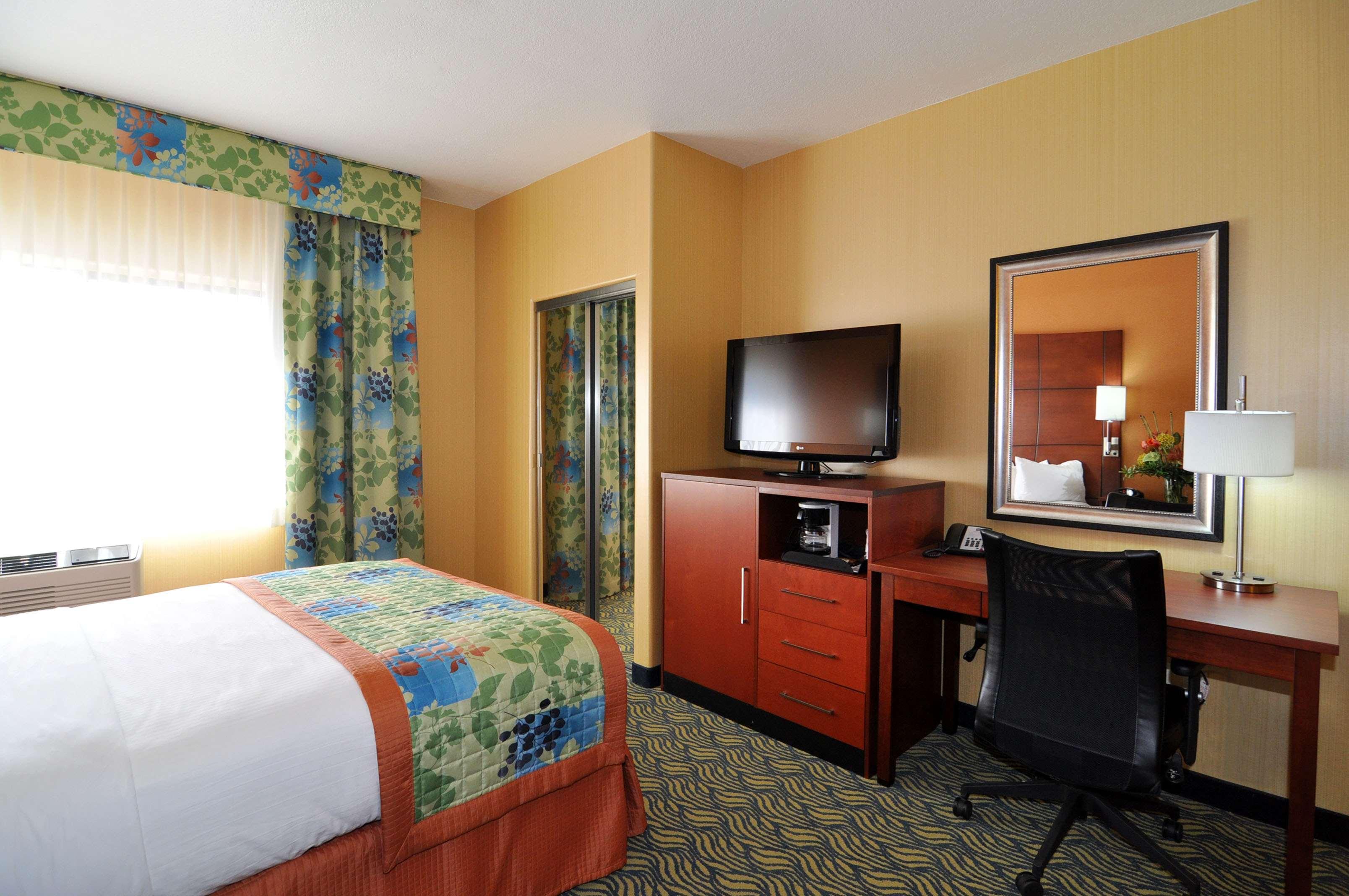 Best Western Plus Fresno Inn Szoba fotó