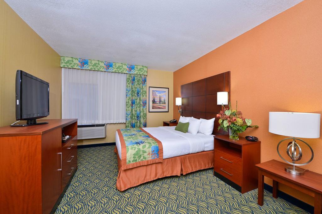 Best Western Plus Fresno Inn Kültér fotó